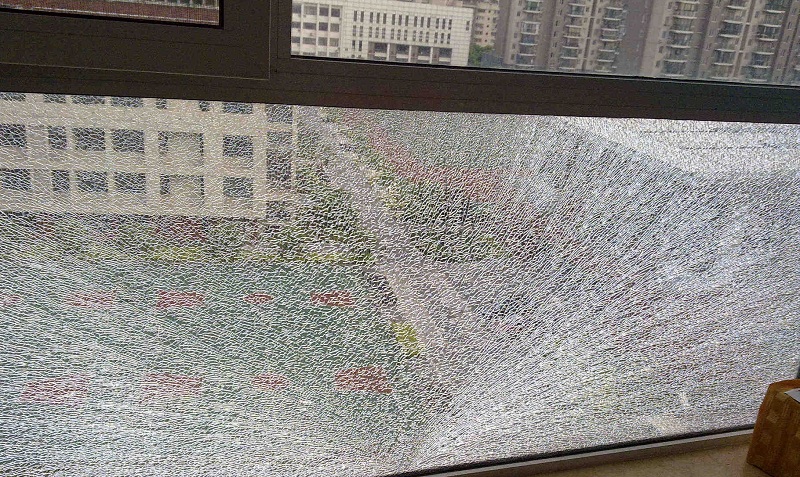 ��ʹ���������ʹ��䓻������Ա��ĬF(xi��n)��